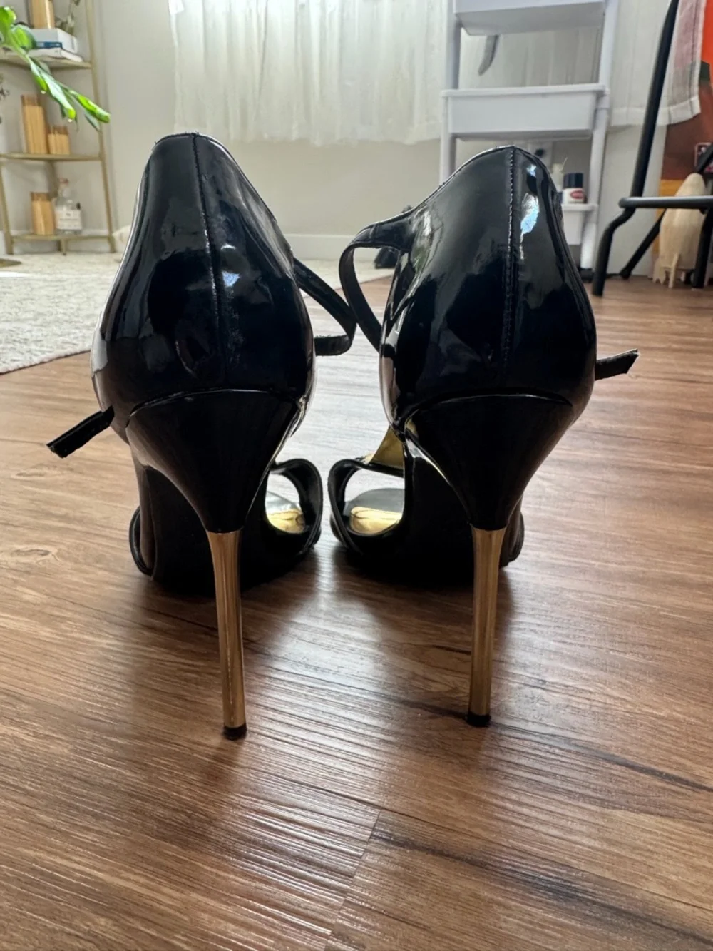 Wild Diva Black Patent Heels with Gold T-Bar Accent - Picture 7 of 11